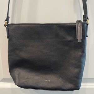 Fossil Black Pebble Grain Leather Crossbody Purse Bag SHB2060